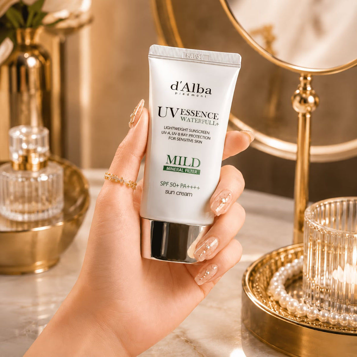 D’Alba Essence Waterfull+ Mineral Sun Cream SPF50+ PA++++